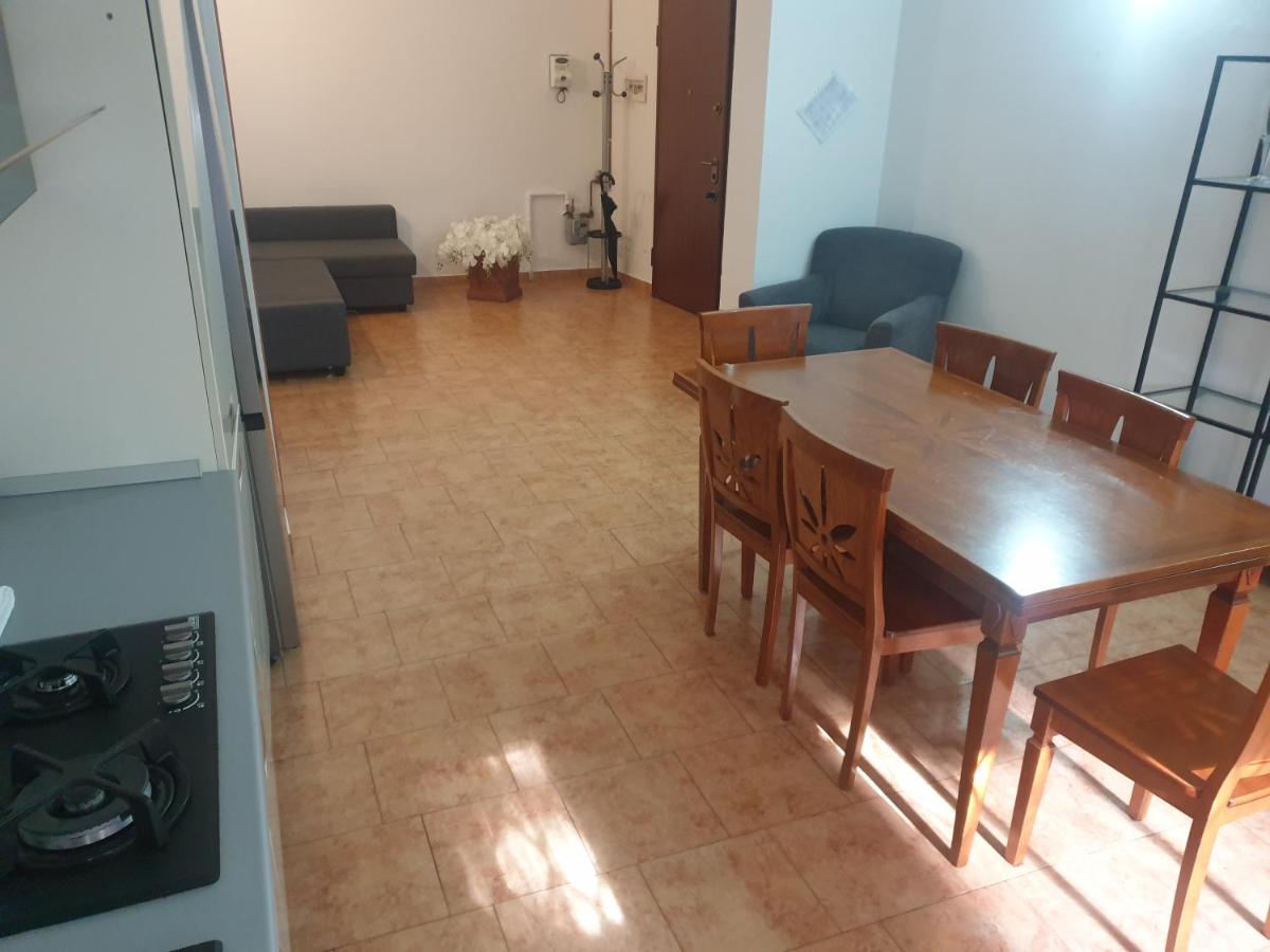 Maffucci 24 Bilocale Molto Spazioso E Moderno 米兰 外观 照片