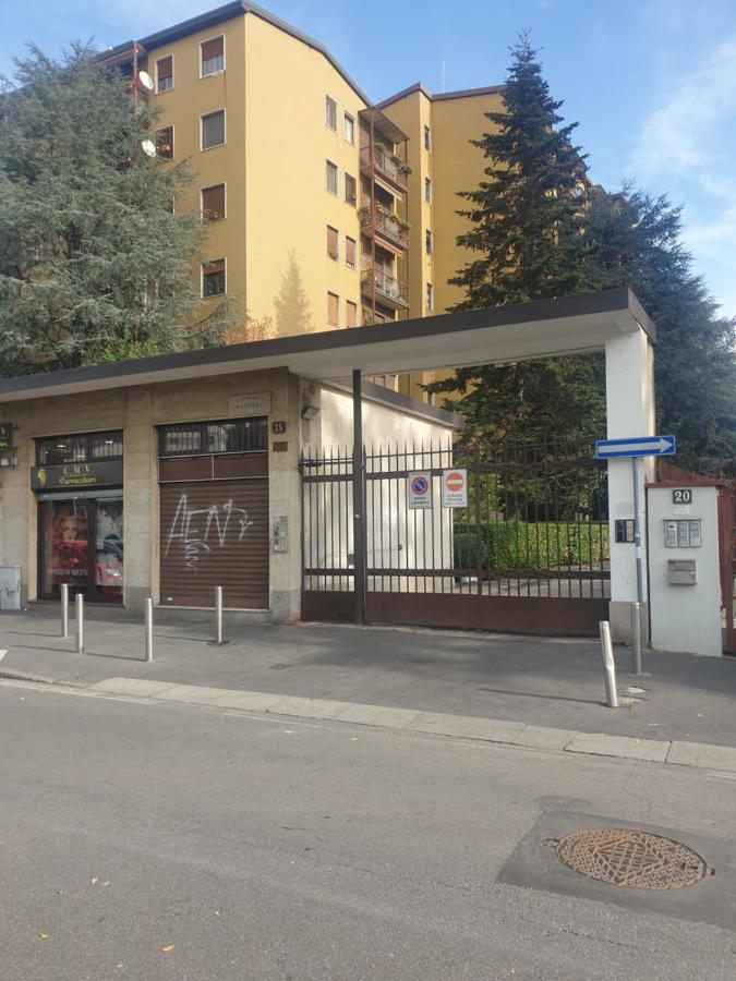 Maffucci 24 Bilocale Molto Spazioso E Moderno 米兰 外观 照片
